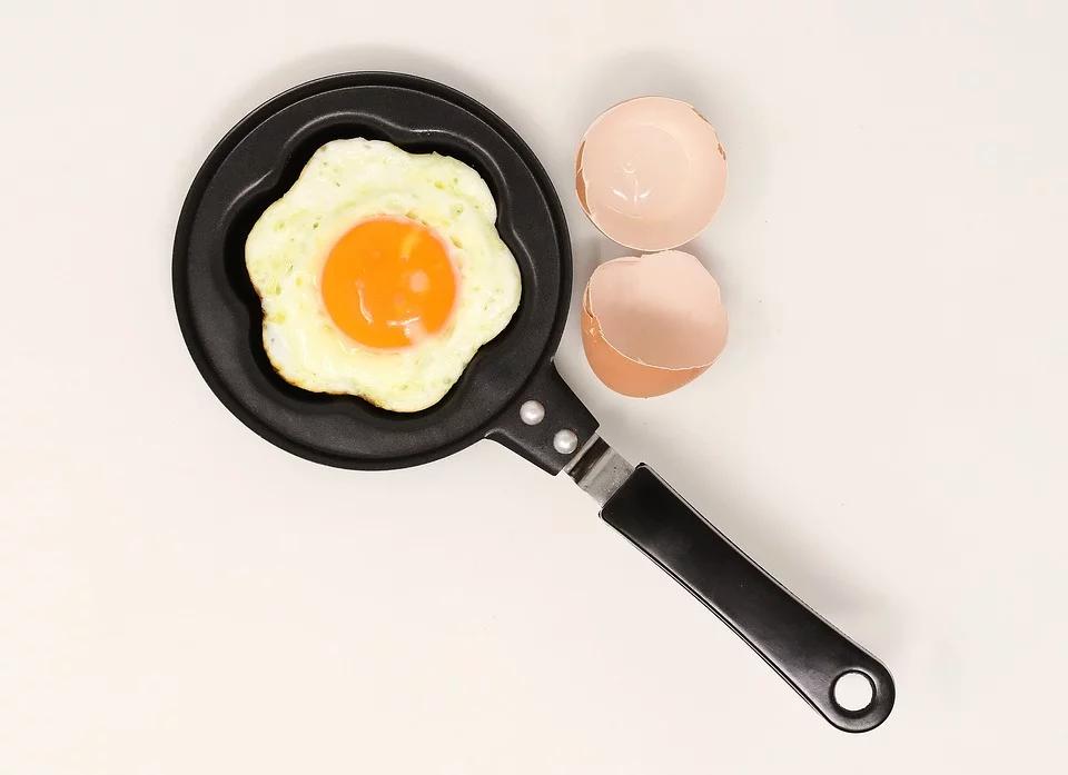 Eating eggs in moderation (up to 1 egg per day) is not associated with cardiovascular disease.